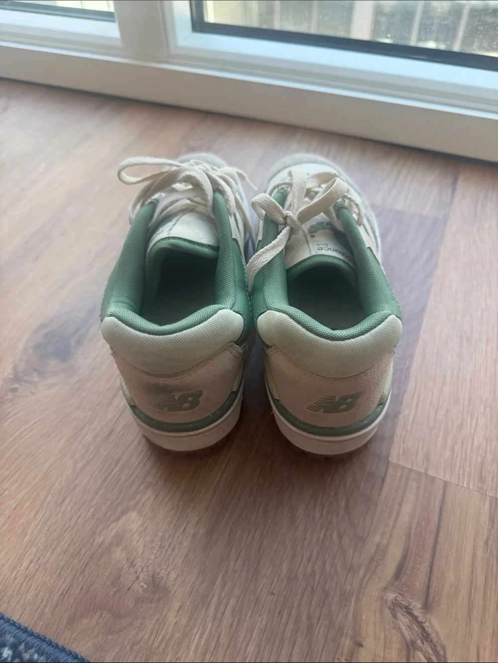 New Balance 550 Low-Top Sneaker in Cream & Sage